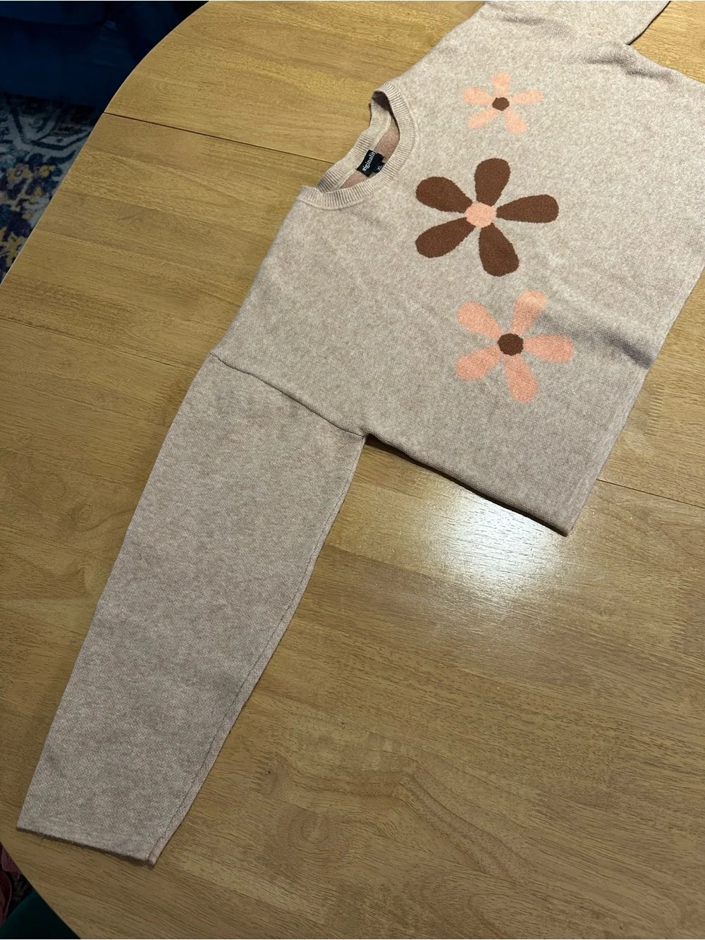 Originality Brand Beige Knit Cropped Sweater with Brown and Peach Flowers Size L